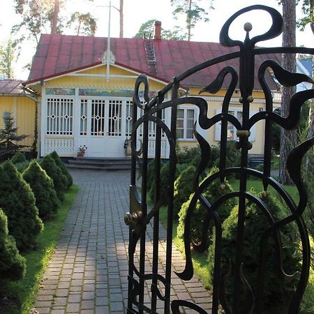 Villa Florio Jurmala Bagian luar foto