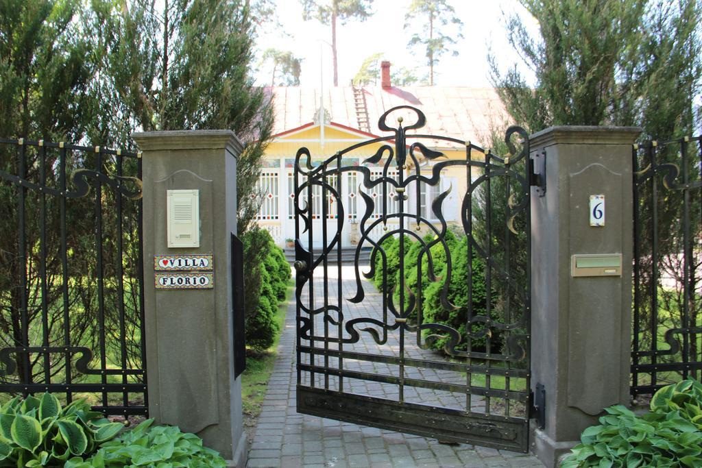 Villa Florio Jurmala Bagian luar foto